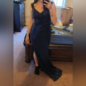 Windsor blue long formal sequin dress medium large